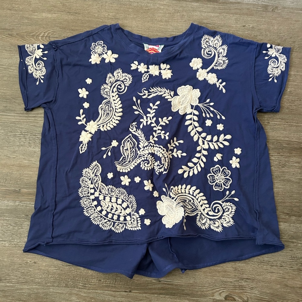 Johnny Was Navy Blue Short Sleeve Tee with Cream Floral Embroidery